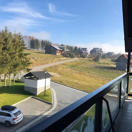 - Apartament Nad Jeziorem , Kluszkowce , Stylchyn *